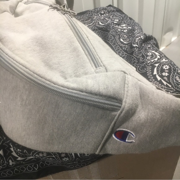 Champion Bag - Picture 3 of 5